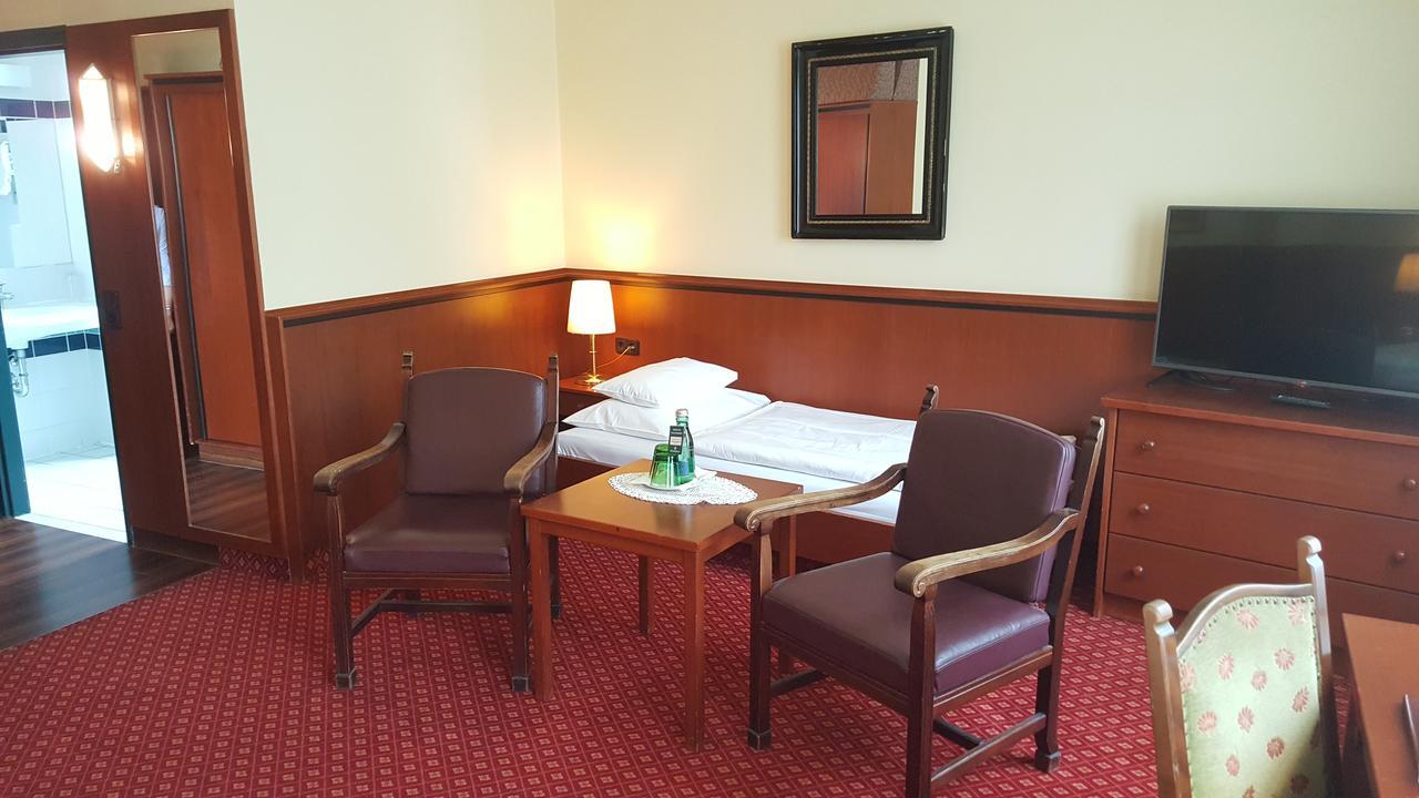 Landhotel Jagdhof Guntramsdorf Exterior foto